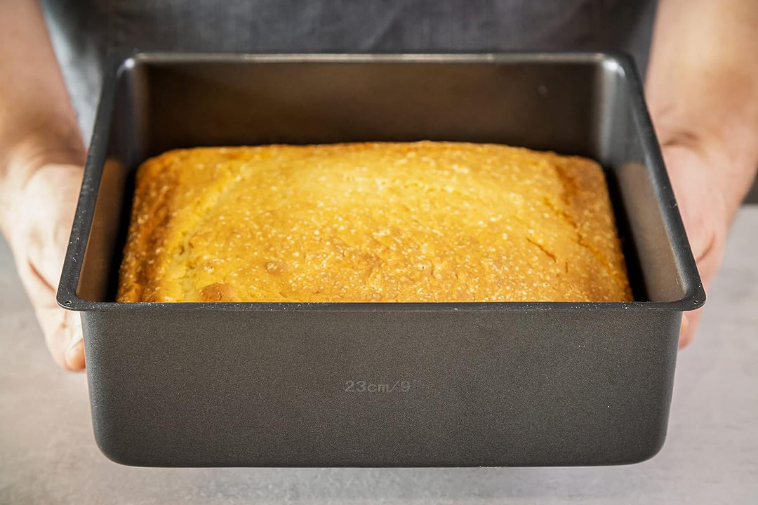 MasterClass Deep Cake Tin, 23cm Square Pan, With Loose Bottom, Non Stick, 1 mm Carbon Steel, PFOA fr