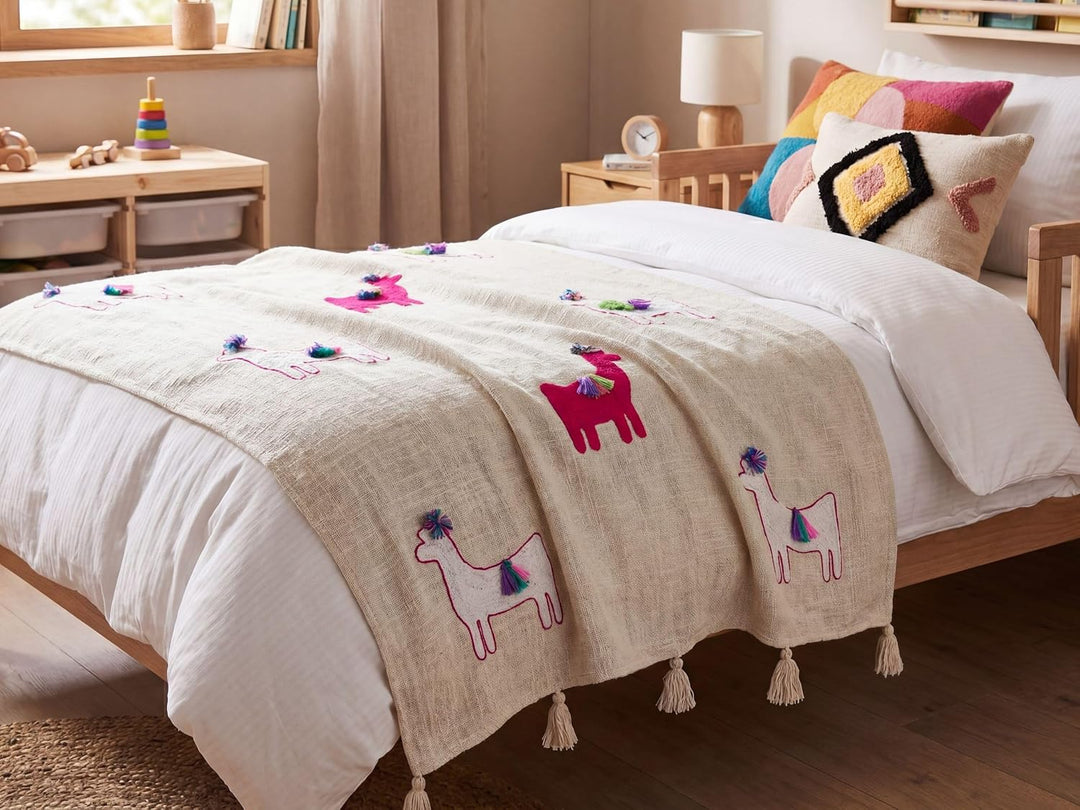 Deko Decke Baumwolle beige/rosa mit Lama-Motiv Quasten 130x180 cm Nandyal