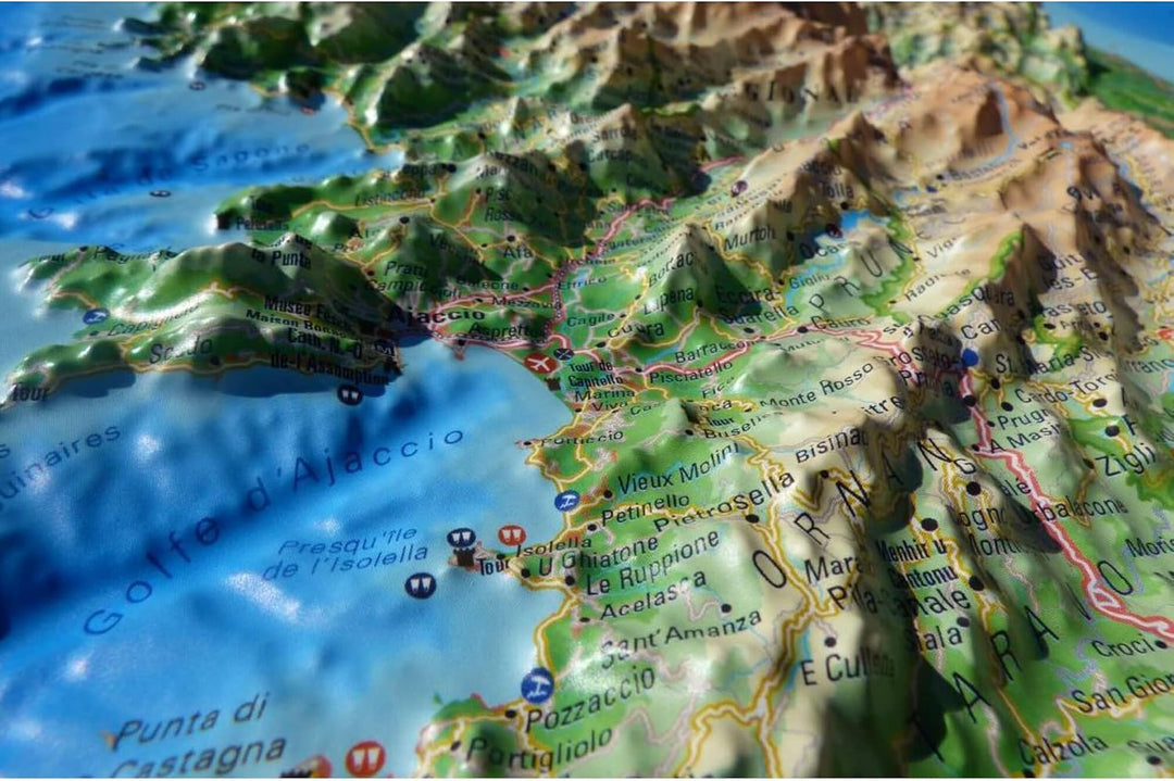 CARTE EN RELIEF DE LA CORSE