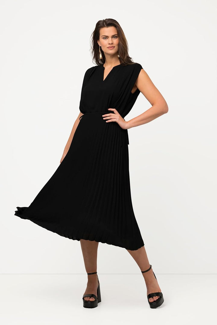 Ulla Popken Damen Plissiertes Chiffonkleid Kleid 44 Schwarz, 44 Schwarz