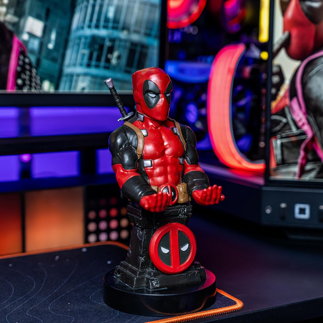 Cableguys Marvel Deadpool Plinth Controller Halter &amp; Handy Ständer - Gaming Zubehör für Zimmer und S
