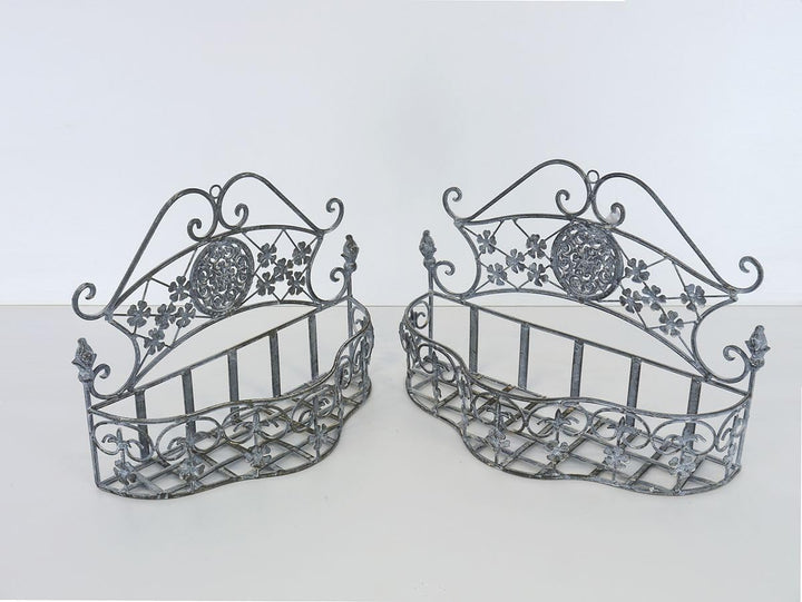 Wandregal Metallregal Blumenregal in grau 2er Set im antiken Stil (11139)