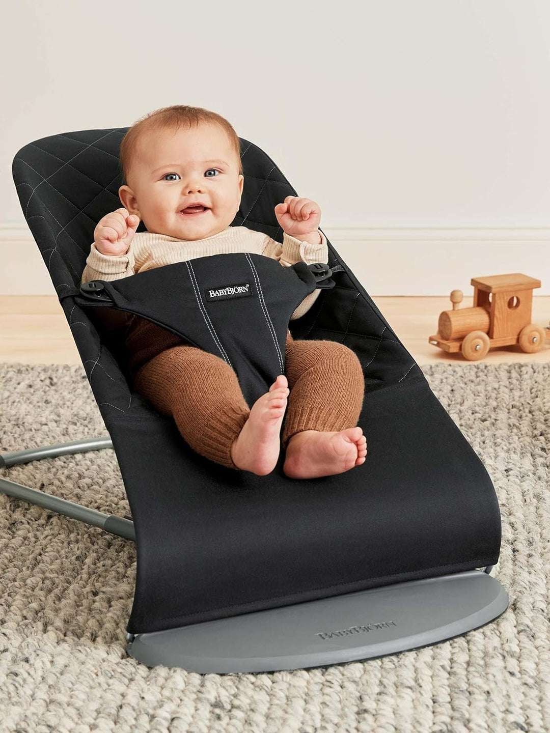 BabyBjörn Babywippe Bliss, Gewebt, Klassische Steppung, Schwarz Schwarz Gewebt, Klassische Steppung,