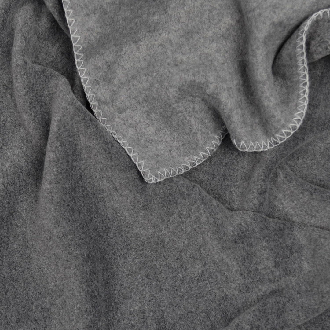 Zoeppritz since 1828 Smoothy Fleece-Decke – Flauschige Kuscheldecke aus Polarfleece - vegan – 140x19