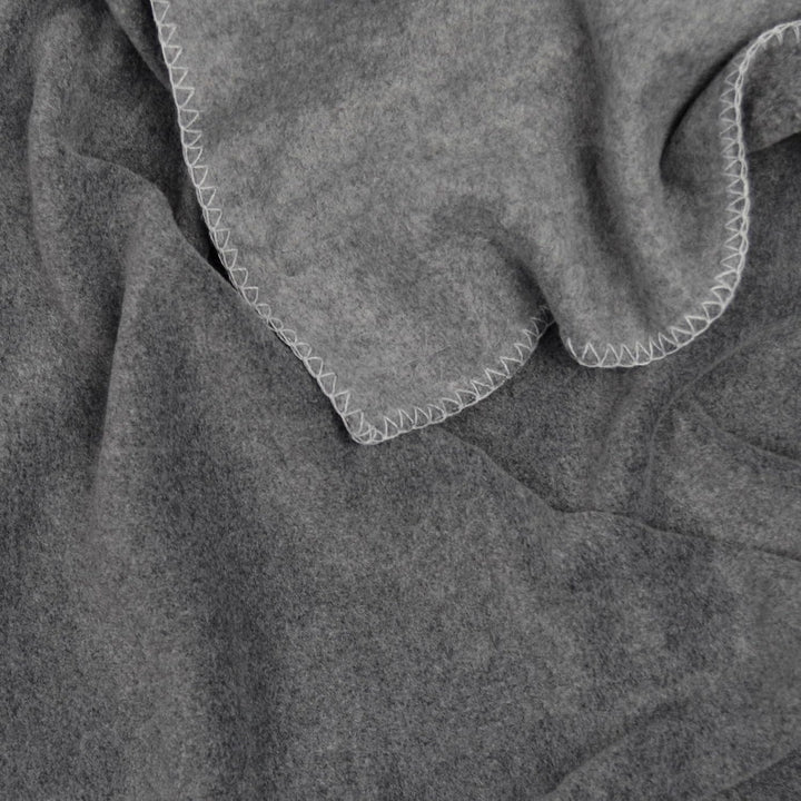 Zoeppritz since 1828 Smoothy Fleece-Decke – Flauschige Kuscheldecke aus Polarfleece - vegan – 140x19