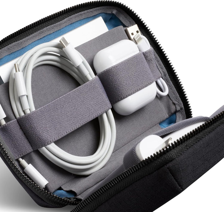 Bellroy Tech Kit Compact (Ladegerät, Kabel, Maus, Powerbank, USB-Tasten, Dongles) - Black Schwarz, S