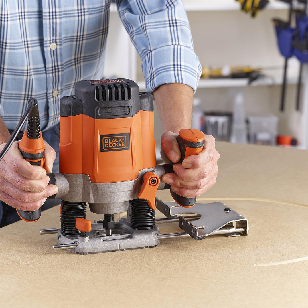 Black+Decker KW1200EKA-QS 1200W 6.35mm Plunge Router + 6 Bits Orange Fräse +