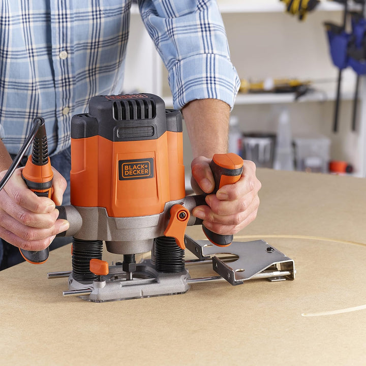 Black+Decker KW1200EKA-QS 1200W 6.35mm Plunge Router + 6 Bits Orange Fräse +