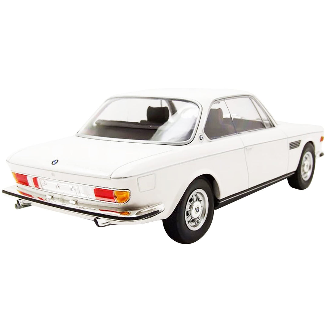 Minichamps 155028030-1:18 1968 BMW 2800 CS-White Collectible Miniaturauto