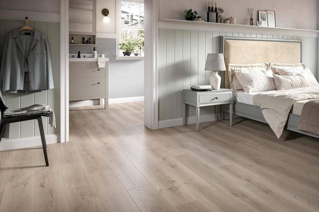 EGGER NatureSense Aqua Laminat EL2112 Pinot Eiche hellgrau 1292x193x8mm (1,995m²) 1,995m² | Boden, 1