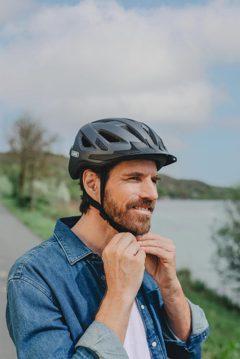 ABUS Stadthelm Urban-I 3.0 - Fahrradhelm mit Rücklicht, Schirm und Magnetverschluss - für Damen und