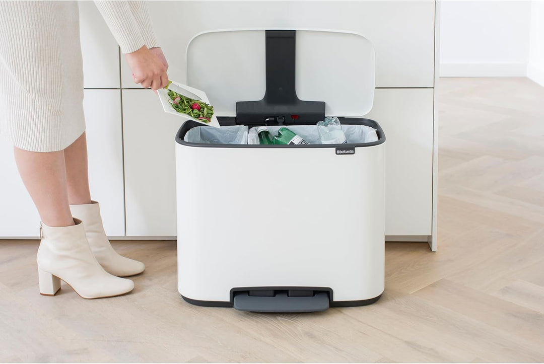 Brabantia Bo Treteimer 11 plus 23 L Abfalleimer, Metall, Weiss, 54 x 36.5 x 44 cm, 1 Einheiten