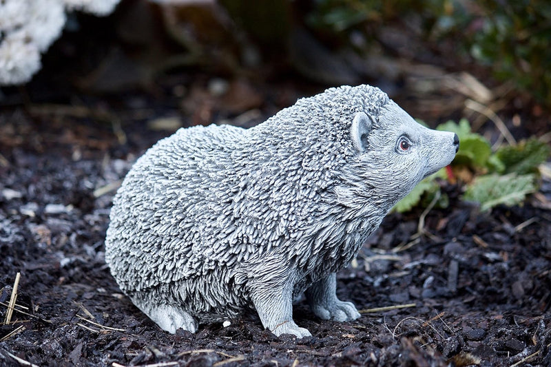 Stone and Style Steinfigur Igel Ferdinand, massiver Steinguss, Frost- und wetterfest bis -30°C