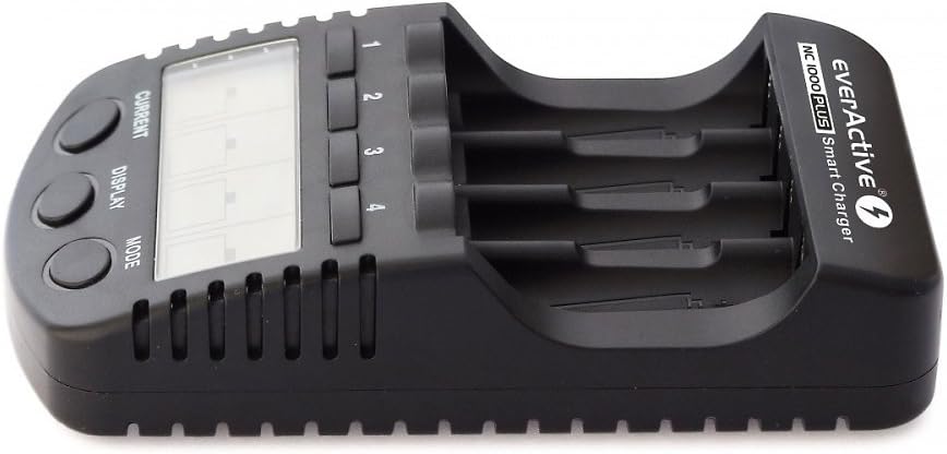 everActive Ladegerät für 4 Akkus AAA AA, professionell und schnell, LCD Anzeige, Kapazitätstest, KFZ