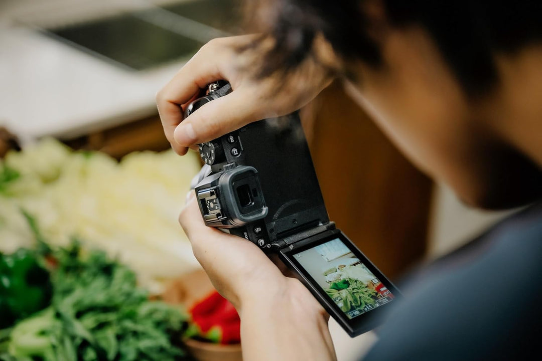 Nikon Z50II Body, Ideal für Fotos, Filme, Vlogs und Live Streaming (20.9 MP, 4k Video, Picture Contr