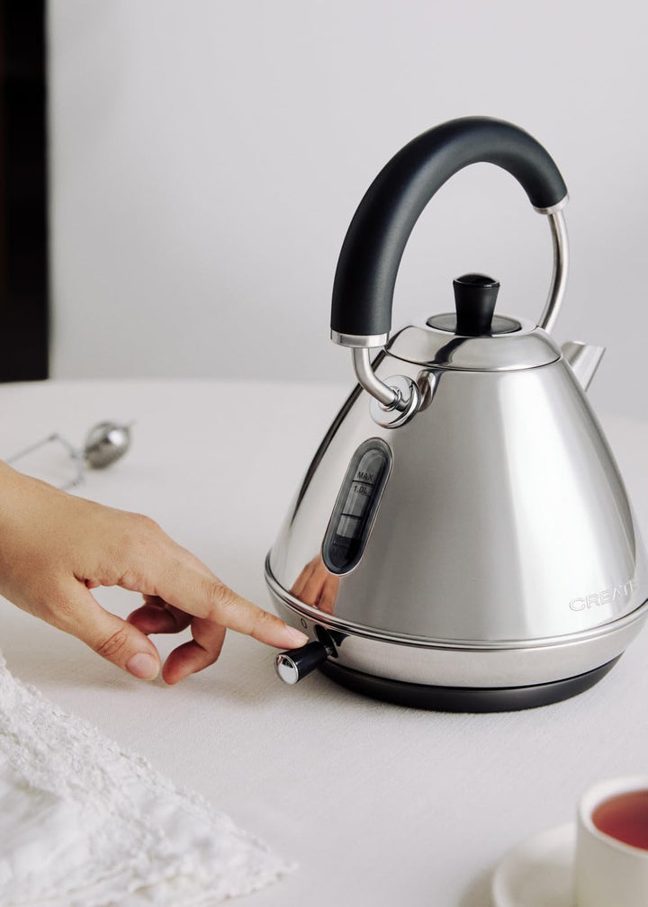 CREATE KETTLE RETRO M Elektrischer Wasserkocher, verchromt, schnelles Kochen, Fassungsvermögen 1 l,