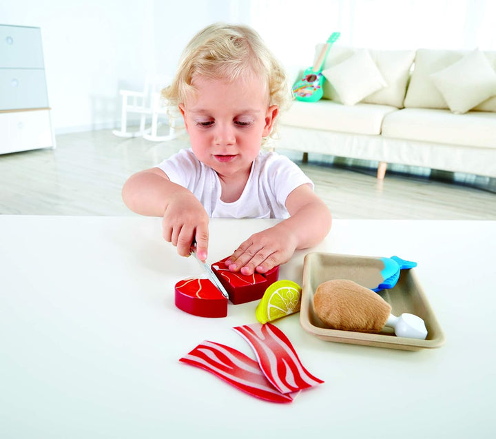Hape Fisch & Fleisch Set von Hape| Fantasiespiel aus Holz Lebensmittel-Set für Kinder, Kochset mit Z
