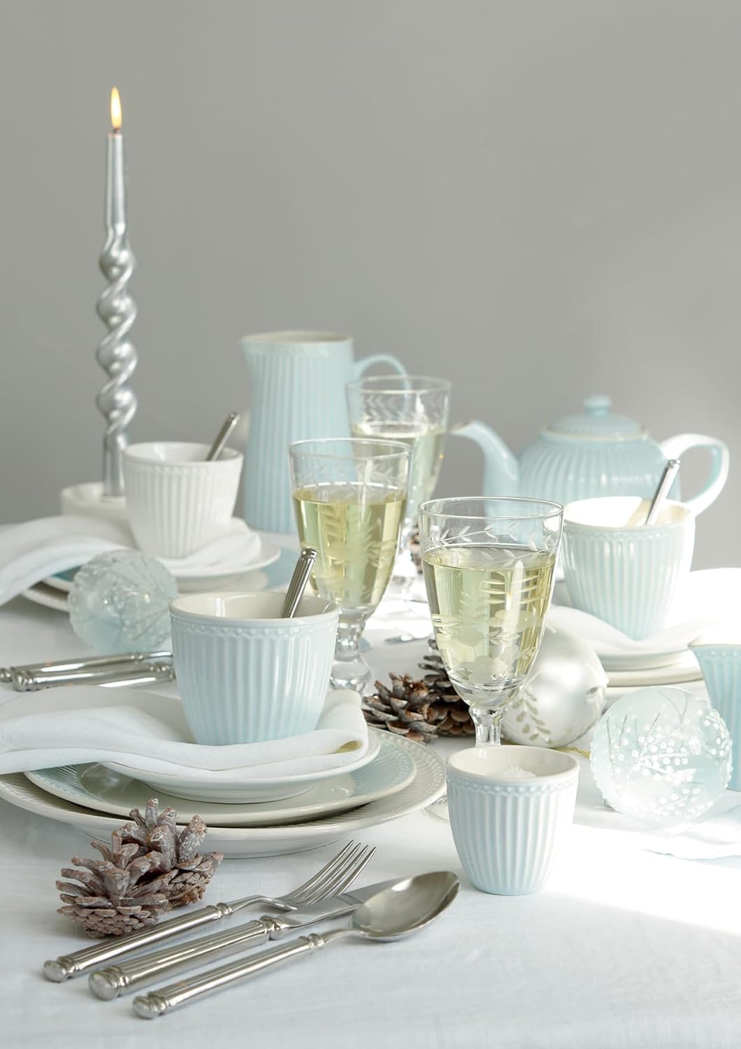 GreenGate Bowl with lid Alice Pale Blue Set of 3