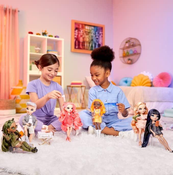 Rainbow High Modepuppe – Michelle ST.Charles - Orangefarbene Puppe – Modisches Outfit & 10+ farbenfr