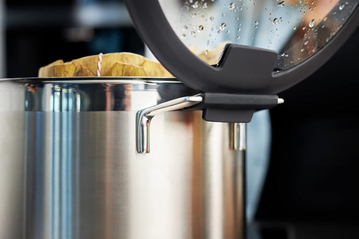 RÖSLE SILENCE PRO Topf-Set 5-tlg., Universaltopfset mit 3 Kochtöpfen, 1 Bratentopf und 1 Stielkasser