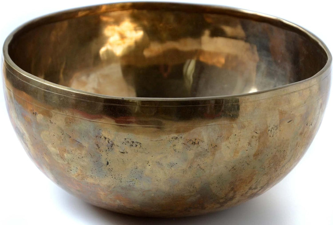 Klangschale handgedengelt 1400 g - 1500 g mit Zubehör 4teilig