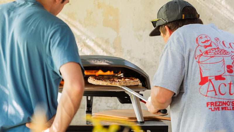 Ooni Koda 16 Gas Pizzaofen – 37 mBar Outdoor Pizzaofen – Gartenofen für Grillen, Kochen und Backen –