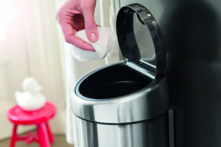 Brabantia Touch Bin 3L mit Kunststoffeinsatz - Matt Steel Fingerprint Proof 3 Liter Matt Steel Finge