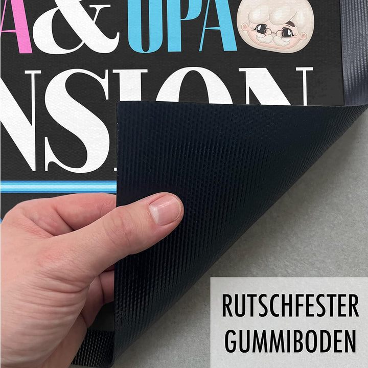 Trendation - Oma und Opa Pension Fussmatte Geschenk Fussabtreter Lustiger Spruch Geschenkidee Grosse