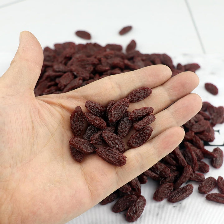 Künstliche lila Rosinen 500g (710Pcs) gefälschte getrocknete Früchte für Hauptküche Tisch Mittelstüc