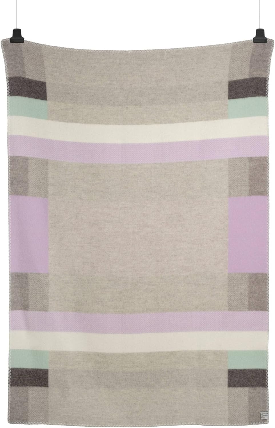 RØROS TWEED - Mikkel - Wolldecke aus norwegischer Lammwolle - Design von Kristine Five Melvær - Deck