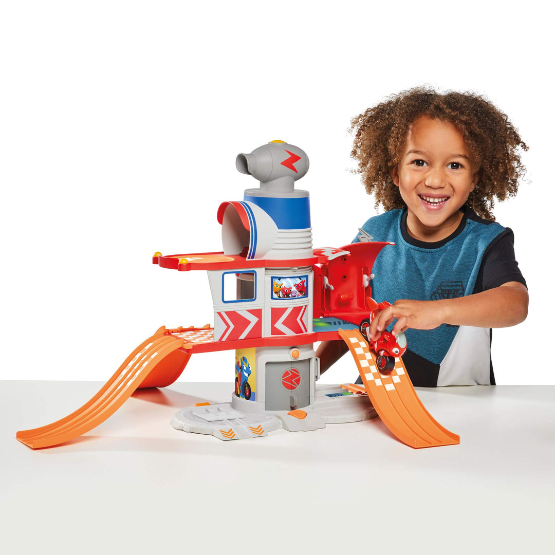 Bizak 30690237 Die Mansion von Ricky Zoom Toy