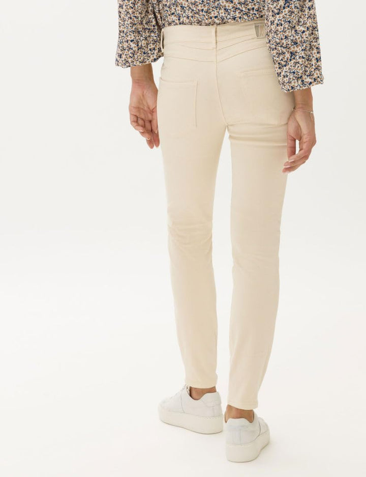 BRAX Damen Style Ana Push Up-Effekt Jeans 38W / 34L Eggshell, 38W / 34L Eggshell