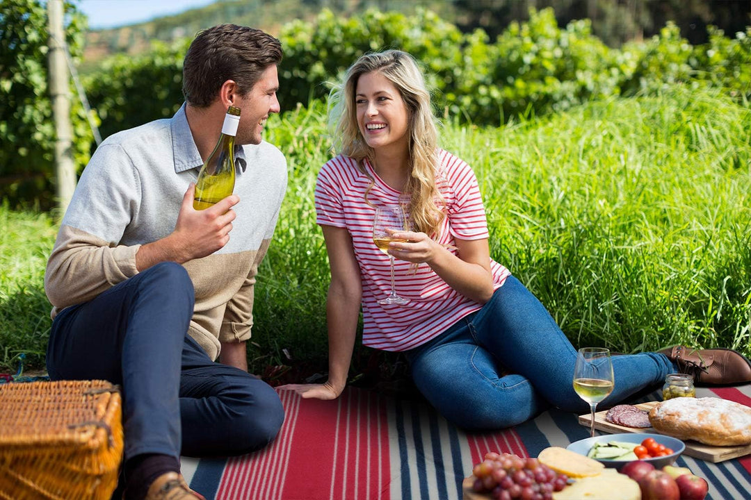Urhome Picknickdecke 200 x 200 cm in Rot/Blau | Wärmeisoliert und wasserdicht | Fleece und praktisch