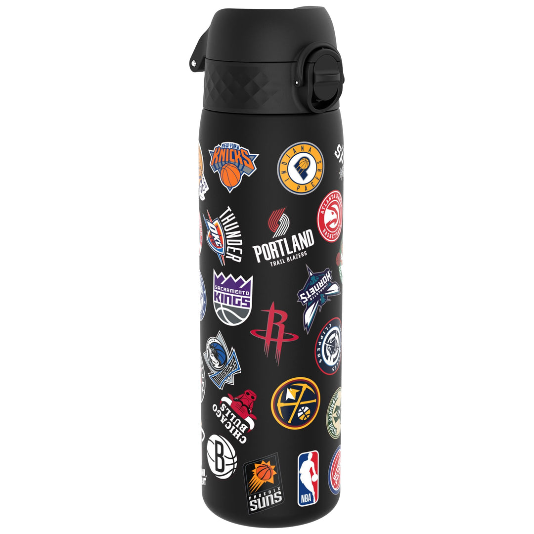 ion8 NBA Mehrere Teams Trinkflasche, 500 ml, Auslaufsicher, Einhandöffnung, Sichere Verriegelung, Sp
