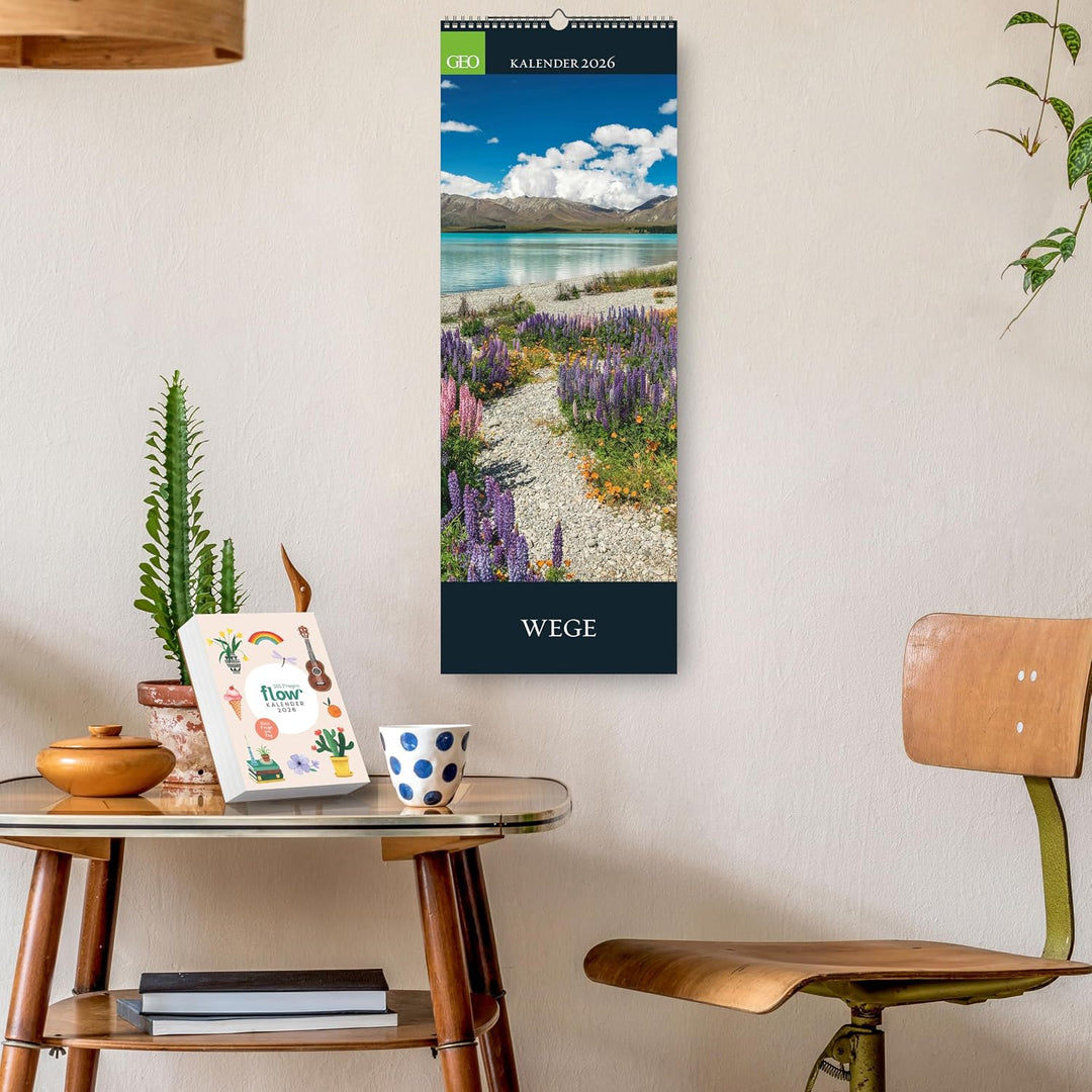 GEO - Wege 2026 - Wandkalender, 25 x 69 cm, 12 Bilder traumhafter Wege &amp; Landschaften, deutsches Kal
