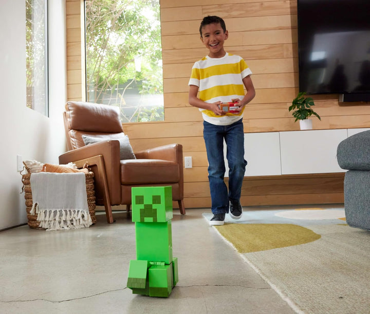 Mattel Minecraft explodierender ferngesteuerter Creeper mit Lichtern und Geräuschen, 10 Explosionspa