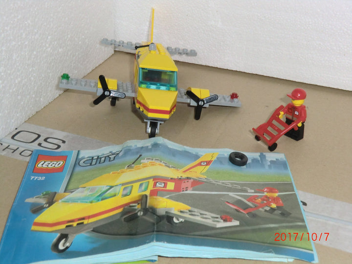 LEGO City 7732 - Postflugzeug
