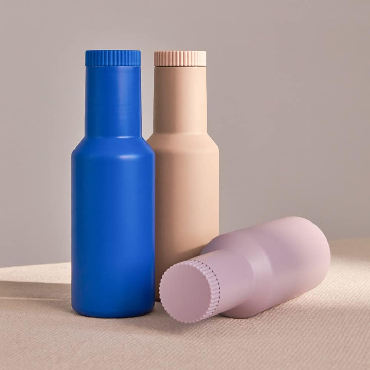 Design Letters Karaffe | Verwenden Sie die Karaffe als thermoskanne, To go becher, Camping becher |