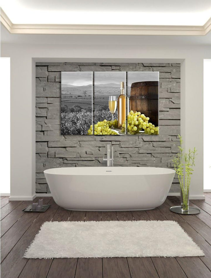 Pixxprint Weinreben mit Weinflasche und Fass Schwarz/Weiss 3-Teiler Leinwandbild 120x80 Bild auf Lei