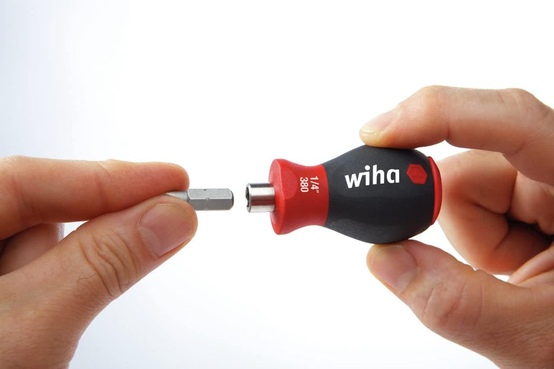 Wiha Schraubendreher mit Bit Magazin magnetisch Schlitz, Pozidriv mit 6 Bits, Stubby, 1/4" in Bliste