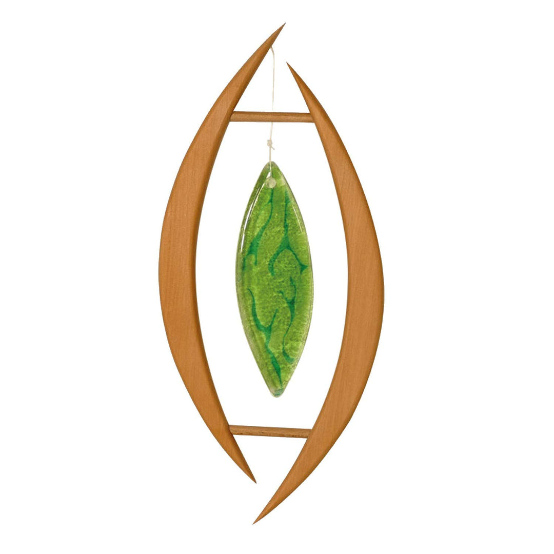 Fensterdeko aus Holz hängend Oliva mit grünem Glasstein, Fensterschmuck, handgemacht