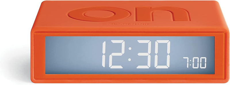 Lexon Flip Plus LR151O1 Reisewecker mit LCD-Display, Aluminium, glänzend, 10,4 x 6,5 x 3 cm, Orange,