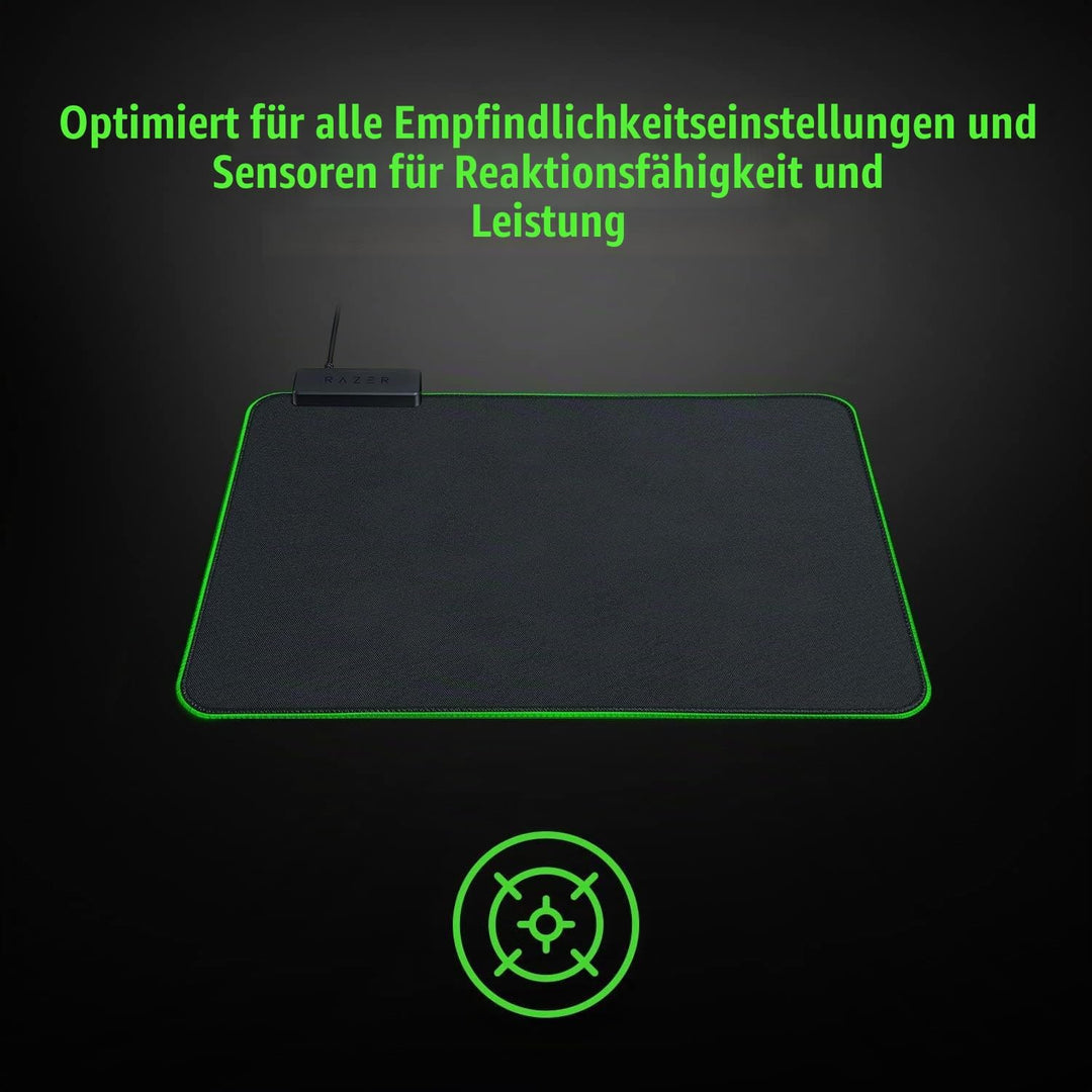 Razer Goliathus Chroma - Weiche Gaming Maus-Matte mit RGB Beleuchtung (Kabelhalterung, Stoff-Oberflä
