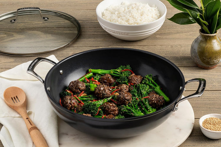 LE CREUSET Wok Pan Essential Antihaft-Keramik – ø 32 cm / 6,0 Liter – Keramik-Antihaftbeschichtung