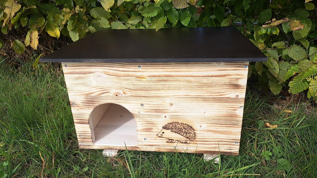 Igelhaus Igelhotel Igelhütte Futterhaus für Igel Igelfutterhaus edel geflammt mit Boden und Rattenkl