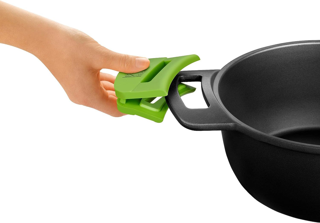 BRA Prior- Kasserolle, Schwarz, 32 cm,geeignet für alle Küchentypen auch induktion.PFOA-frei. Ohne Z
