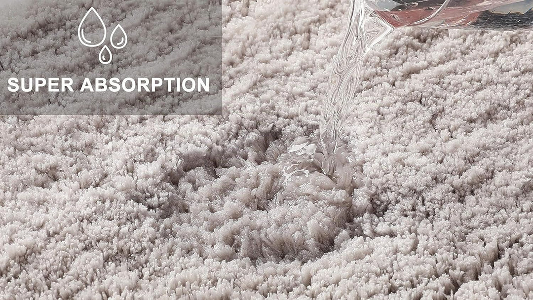 fluffy® Badteppich für Rundduschen aus Mikrofaser mit Rutschfester Unterseite (Sichel | Duschradius