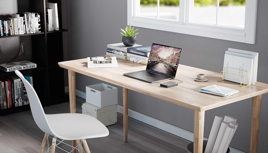 LaCie MOBILE DRIVE V2 Moon 4TB tragbare externe Festplatte, 2.5 Zoll, Mac & PC, silber, inkl. 2 Jahr