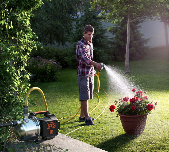 BLACK+DECKER Selbstansaugende Pumpe BXGP1100XE für Klarwasser (1100 W,max. Förderleistung 4.600 l/h,