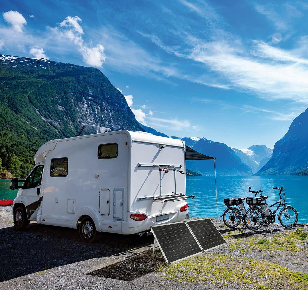 revolt Solarkoffer: Faltbares Solarpanel mit monokristallinen Zellen, 240 Watt, silber (Solarplatte,